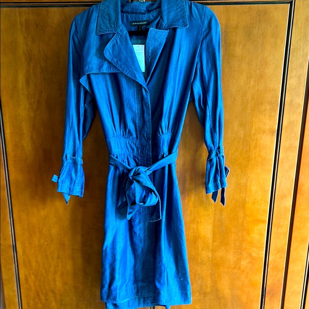 Banana Republic trench dress size 4 Tall NWT